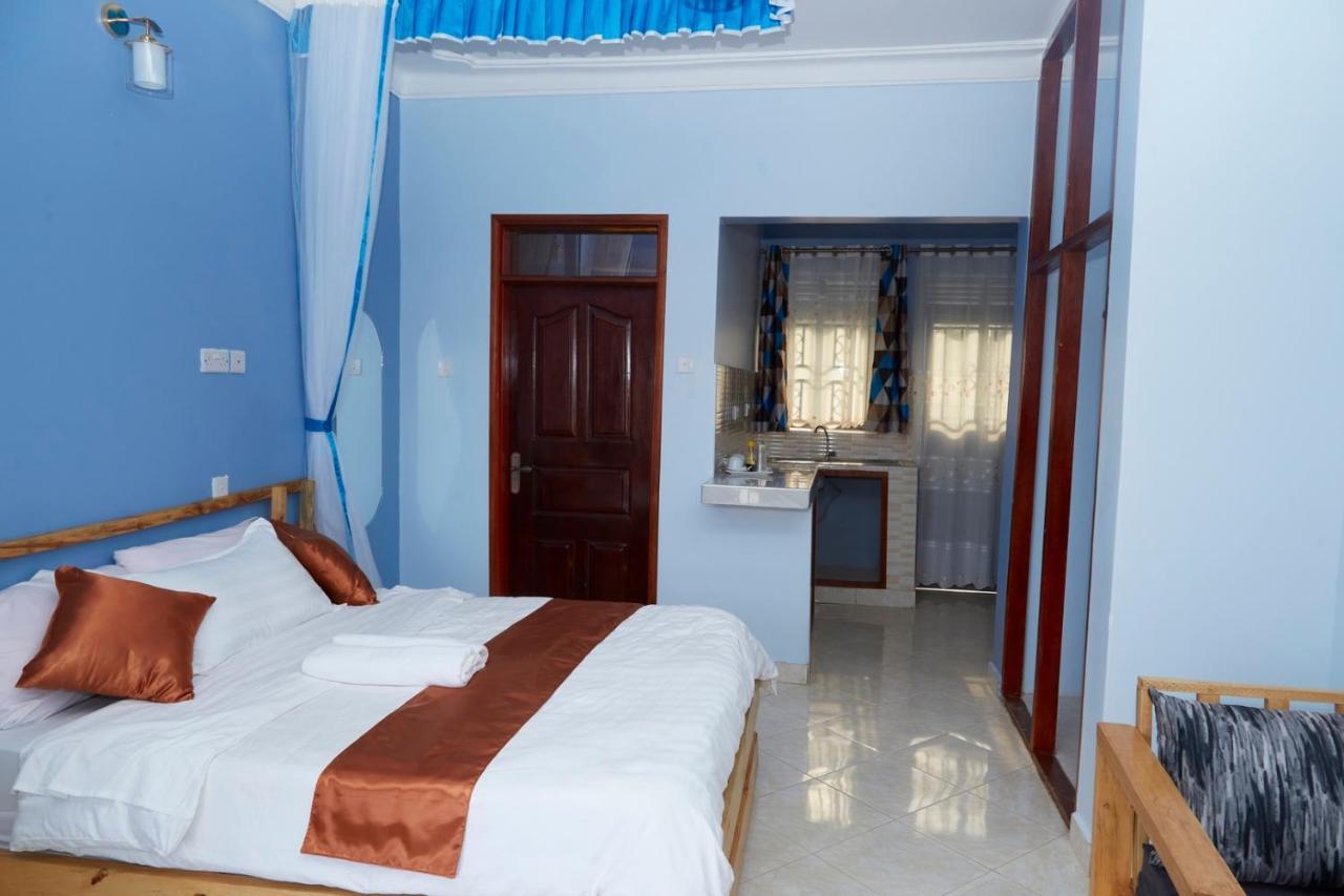 Westway Luxury Suites Mbarara ภายนอก รูปภาพ