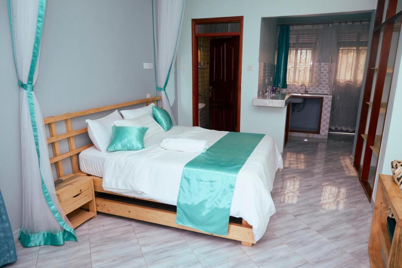 Westway Luxury Suites Mbarara ภายนอก รูปภาพ